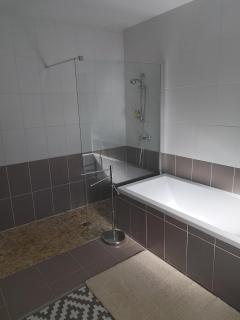 Appartement avec jardin et parking privé - 1