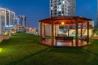 Cozy Apartment in Central Dubai Marina near Beach - 1