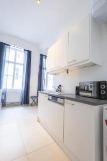 josef's home I Comfort Apartment in Ideal Location - 7