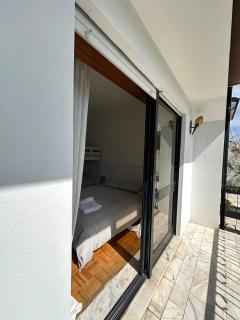 Ground level house with patio - 4