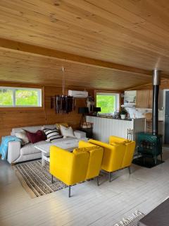 Charming cabin by the sea in Lofoten - Sandsletta - 5