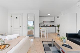 MBird 19 Estoril Apartments 101 - 5