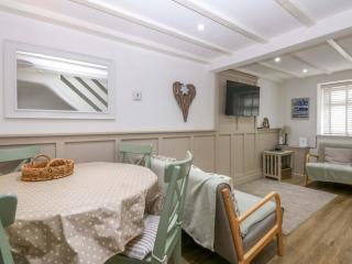 27 Kingshead Street - 6