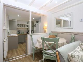 27 Kingshead Street - 8