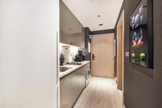 Daniels Studio at Meydan with Community View - 1