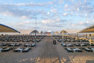 Villa Side Hotel - 1