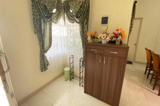 OYO 94935 Rahayu Homestay - 5