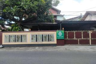 OYO 94937 Garuda Homestay Syariah - 0