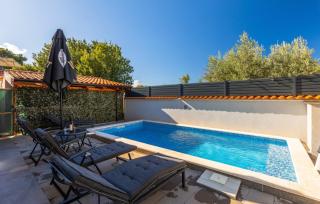 Villa Katarina - Peroj by Villas Guide - 0