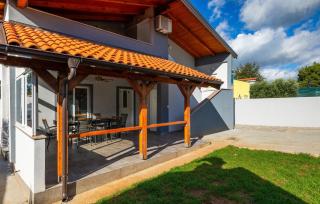 Villa Katarina - Peroj by Villas Guide - 5