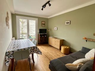 La Petite Ourse maison de village à Oust - 7