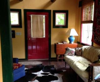 Delightful Guest House Cabin in the Adirondacks - 9