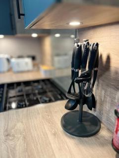 Modern Caravan 2025 with Decking - 9