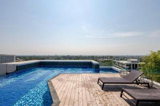 The Astra Sky River 1419 - Super Deluxe 1BR City View Rooftop Infinity Pool - 9