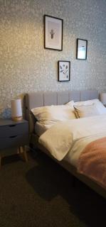 Joyful Management -Top Floor Apartment with home Feel Deco in M16 - 6