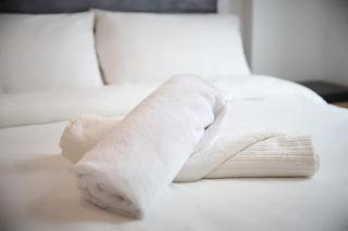 Joyful Group - Warm 2 Bed Ensuite Apartment near Manchester City Centre and Old Trafford - 9