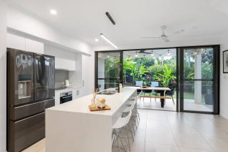 Argentea Cove - Poolside Escape near Palm Cove Beach - 8