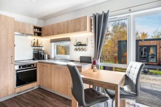 Side-by-Side Tiny Houses - 7