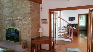 Pondside Vacation Rental with Deck and Private Beach Access in Cape Cod, Massachusetts - 9