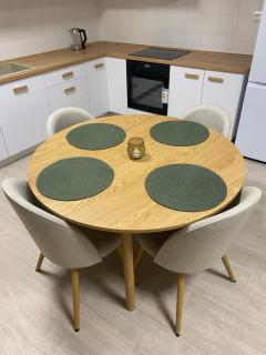 Lux Konštantínova - 3