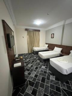 Manarat Al Aziza 3 Hotel Makkah - 1