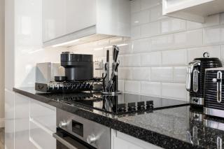 Tottenham Court's Road - 2Bed Apartment - 3