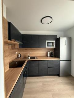 Ďumbierska Sásová Apartment - 0