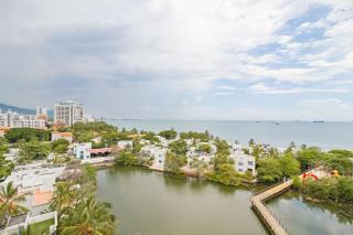 Espectacular Apto frente a la Plaza Pozos Colorados - 6