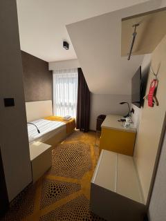 Eclipse Budget Rooms - 6