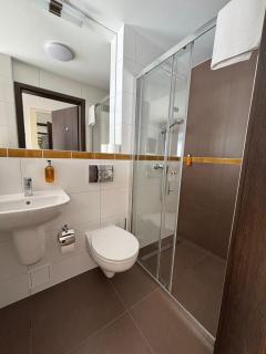 Eclipse Budget Rooms - 5