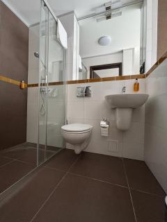 Eclipse Budget Rooms - 1