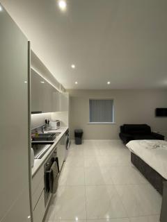 Cavendish Apartments - 7