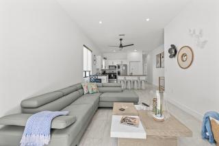 Oasis Yard -Pool-Jets-Game Room-BBQ-Relaxing - 0