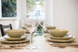 Ground Floor 2-Bed Apartment In Hackney - 1