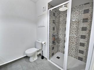 Lumineux, Neuf T2, Balcon, Vue Imprenable, Parking - 5