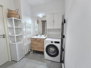 Lumineux, Neuf T2, Balcon, Parking, Vue Imprenable - 3