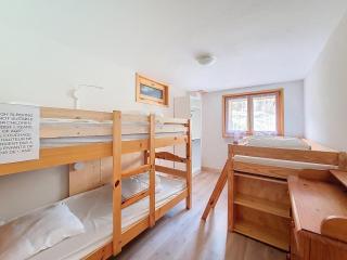Joli APPARTEMENT DANS CHALET AVEC TERRASSE - SAINT JEAN D'AULPS - PROCHE MORZINE - 6 PERSONNES - LILOU - 7