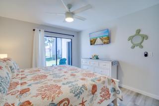 35 Steps to the Beach at Runaway Bay - 1