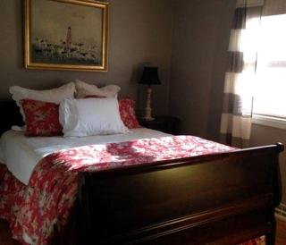 Charming Vacation Rental in a Mississippi Valley Bed and Breakfast in Elizabeth, Illinois - 8