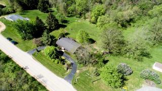 Charming Vacation Rental in a Mississippi Valley Bed and Breakfast in Elizabeth, Illinois - 5