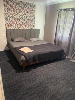 Budget Accommodation Entire house - 2