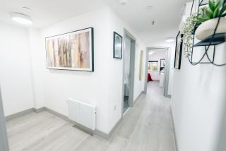 Richmond Twin Collection - Brand New with Fast WiFi & Free Parking - 2