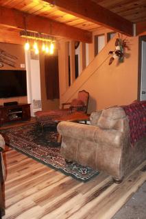 Cozy Cabin Rental with an Indoor Fireplace in Big Bear City, California - 9
