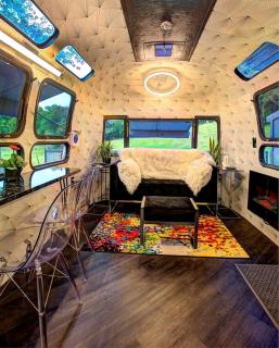 Unique Accommodation for a Glamping Getaway in Columbia, Pennsylvania - 9