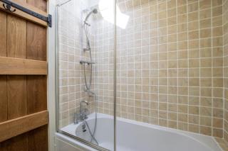 Stunning Country Cottage - 3