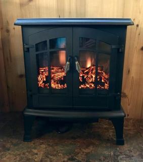 Fabulous Tiny House Surrounded by Forest in Norwich, Connecticut - 7