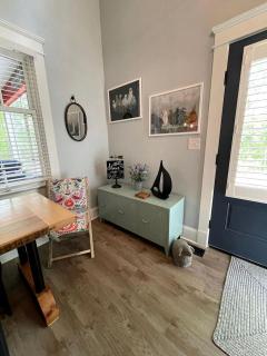 Peaceful Barn Rental in the Woods Perfect for Glamping in Virginia - 6