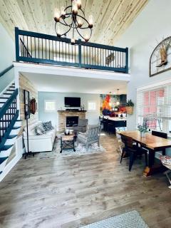 Peaceful Barn Rental in the Woods Perfect for Glamping in Virginia - 3