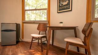 Deluxe Yurt Rental Ideal for Glamping near Austin - 5