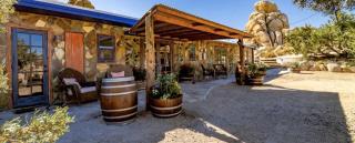 Impressive Retreat with a Private Pool and Hot Tub for a Joshua Tree Getaway - 0